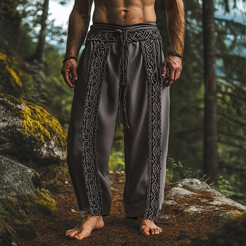 Beautifully Finished Pants in a Timeless Design