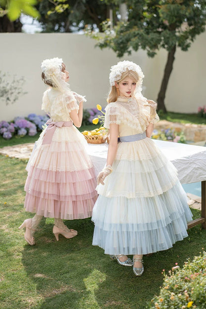 Subtly Elegant Dress with a Refined Vintage Look
