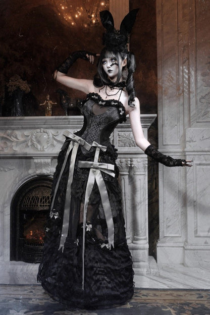 Subtly Elegant Garment with a Refined Vintage Look