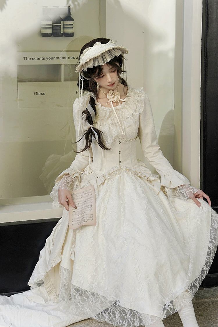 Beautifully Crafted Dress in a Classic Style