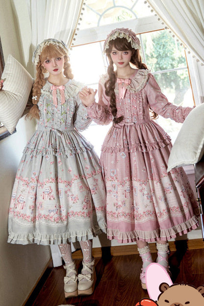Subtly Elegant Dress with a Refined Vintage Look
