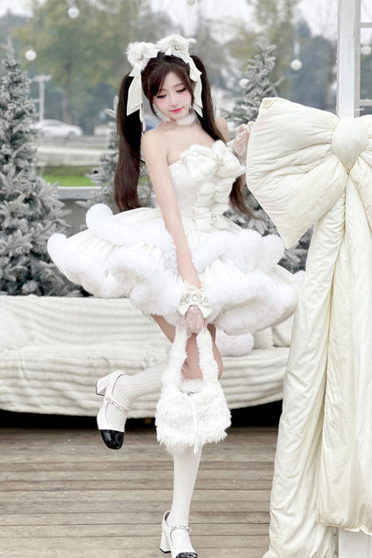 Subtly Elegant Dress with a Refined Vintage Look