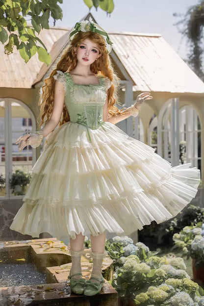 Vintage Style Dress with a Modern Fit