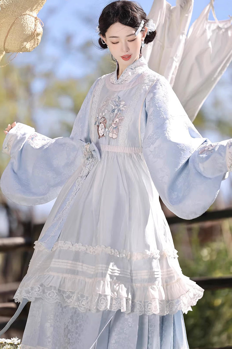 Subtly Elegant Garment with a Refined Vintage Look