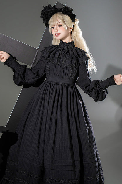 Thoughtfully Designed Dress in a Timeless Style