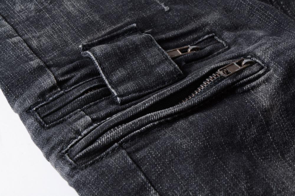 Black Jeans