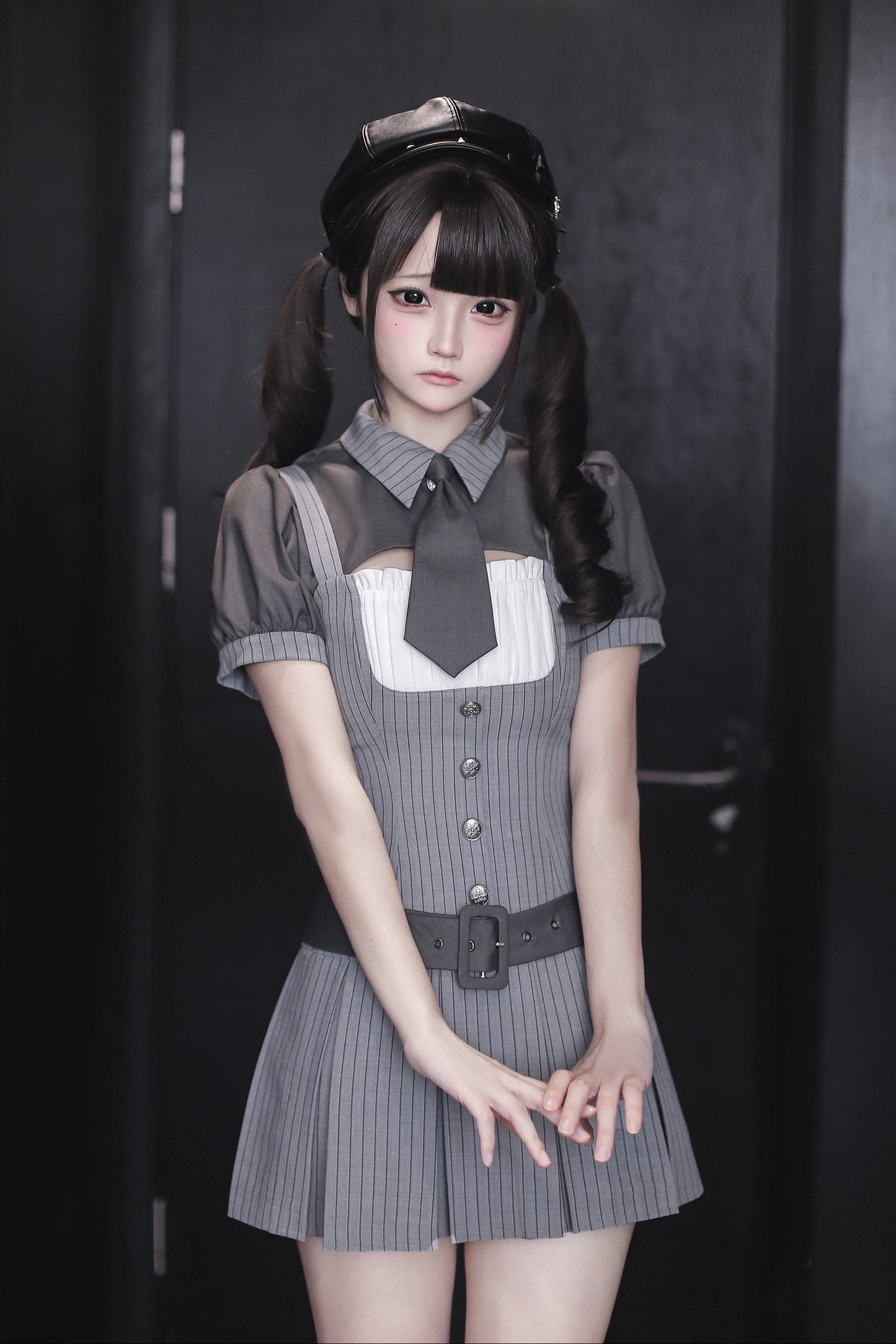 [pre-order Deadline: April 15] Gray Pinstripe Tie Collar Short Jacket Dress Full Set + Jewel Casquette