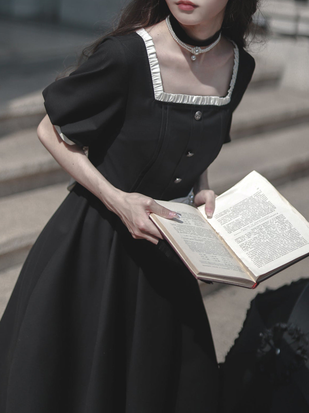 [pre-order] Black Square Collar French Retro Dress + Waist Ribbon + Black Ribbon Headband + Pearl Necklace