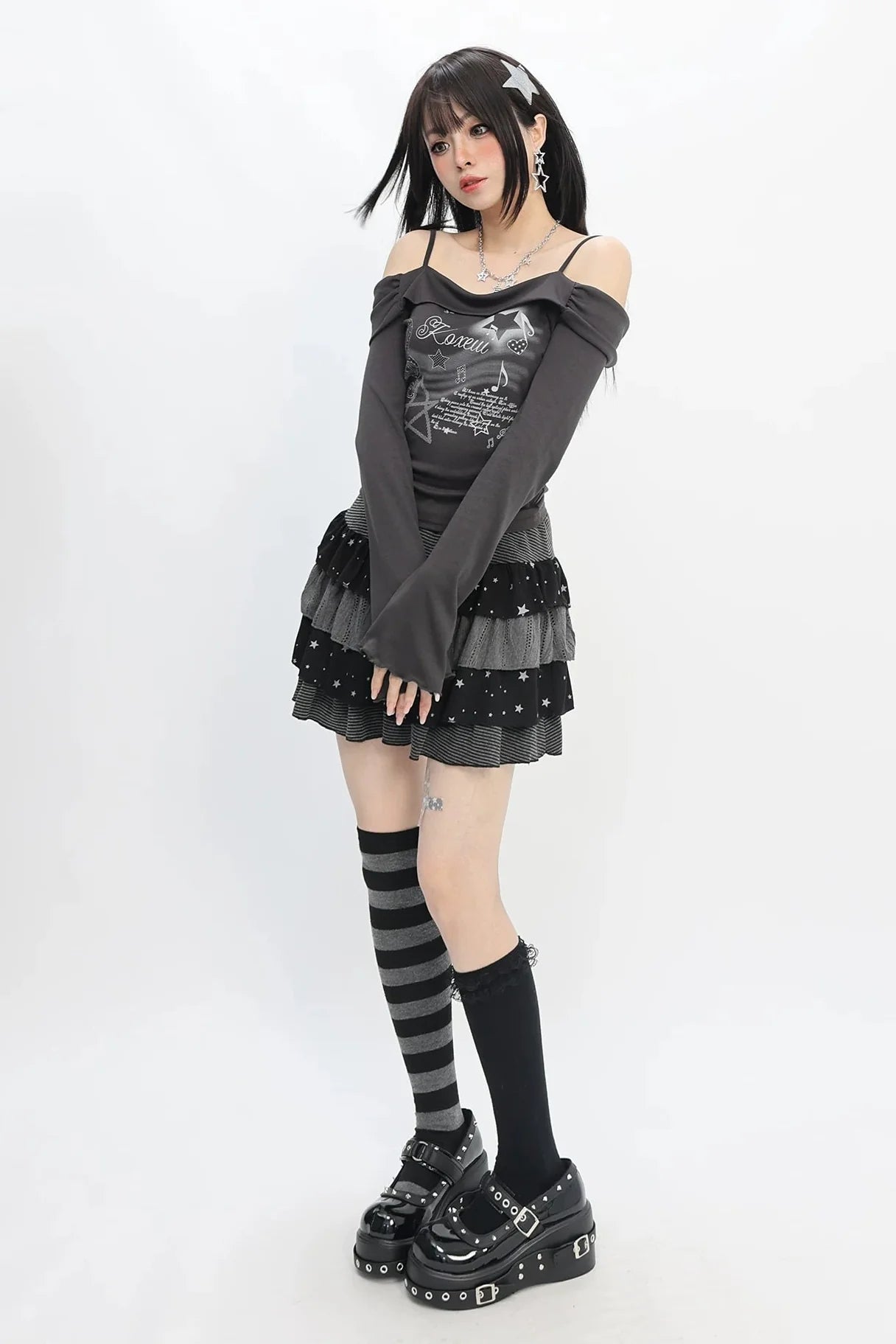 Dark Off-shoulder Slim Top