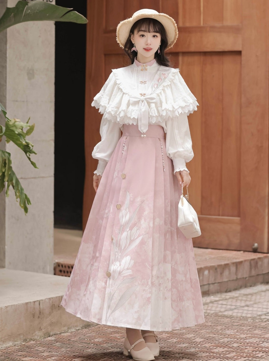Sweet Chinese-style Blouse + Sweet Flower Pleated Skirt + Lace Ribbon Shawl