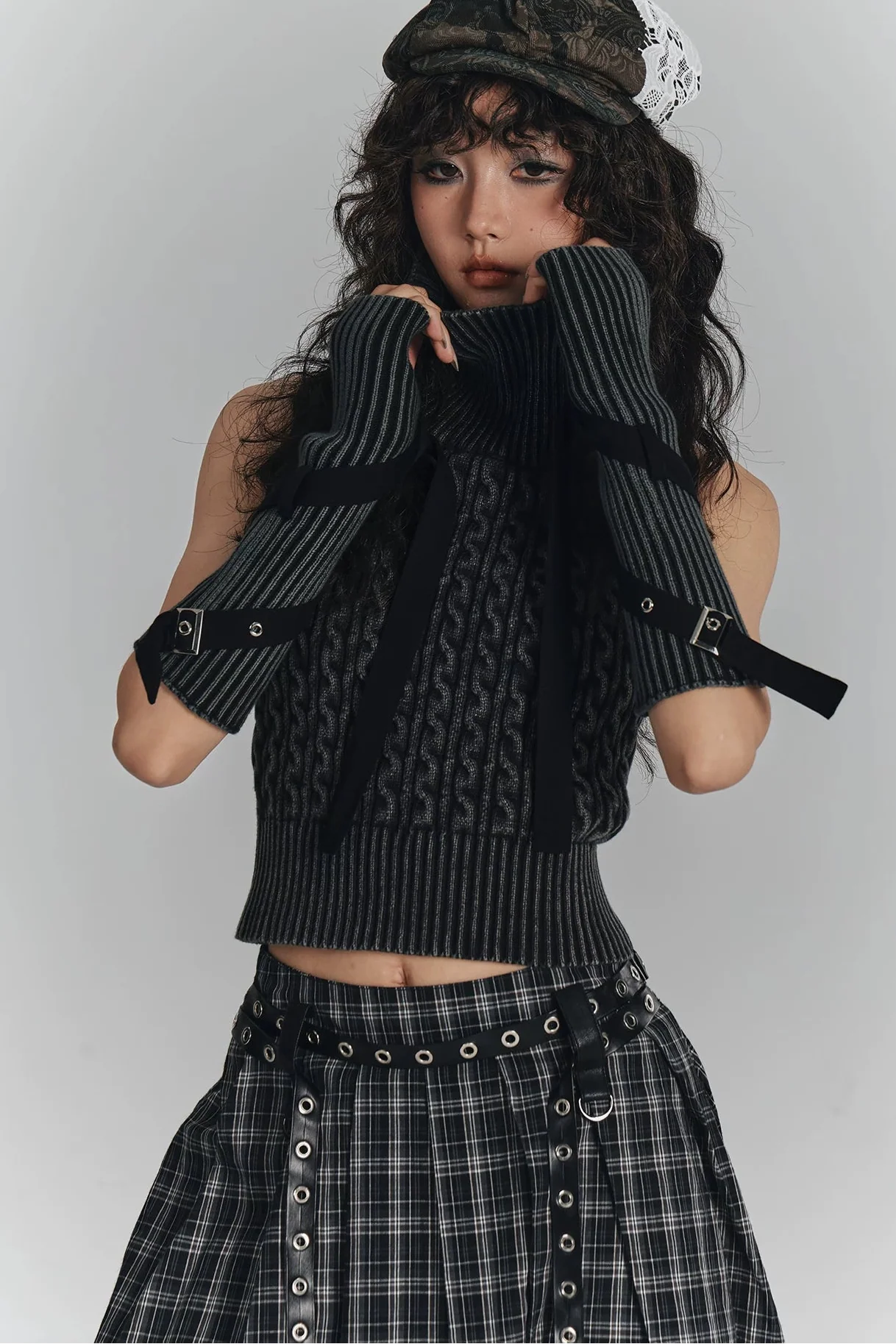 Dark Punk Slim Knit Vest