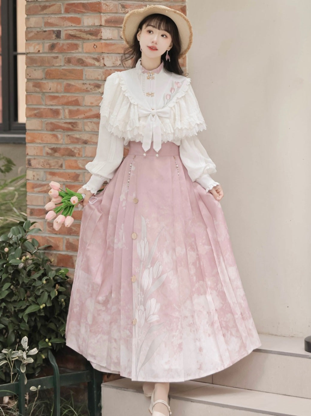 Sweet Chinese-style Blouse + Sweet Flower Pleated Skirt + Lace Ribbon Shawl