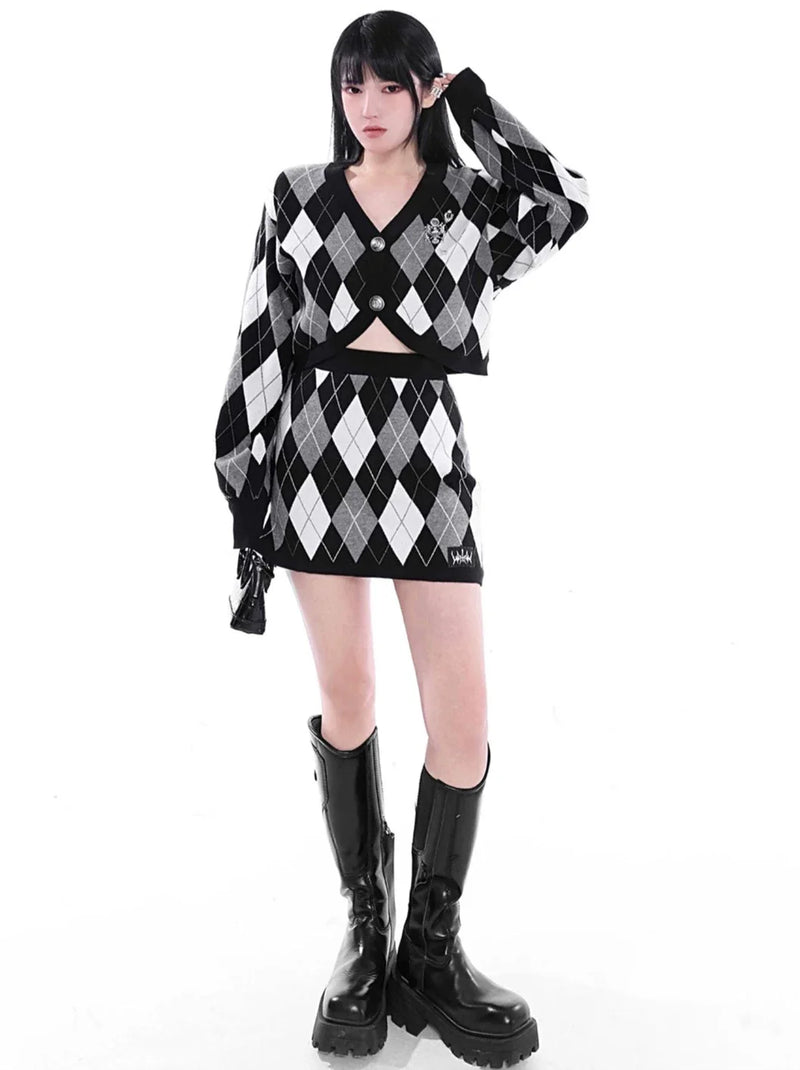 Spicy Retro Loose Slim Argyle Knit Suit Set