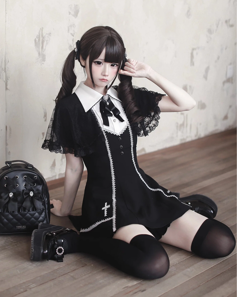 [pre-order Deadline: April 29] Black Gothic Cape Sleeve Cross Detail Ribbon Collar Dress Set