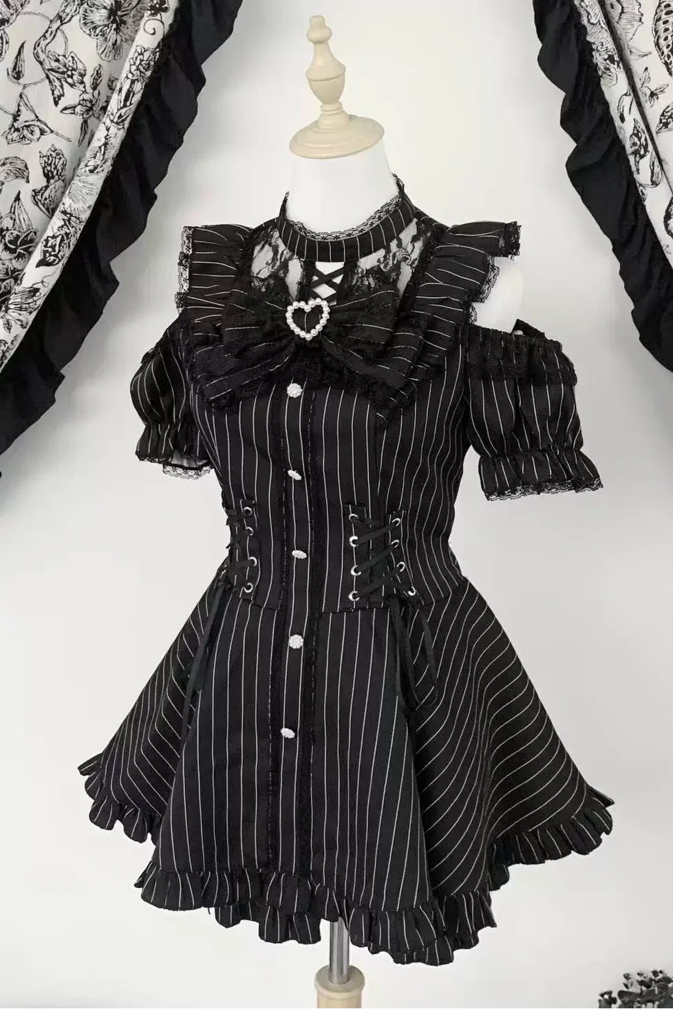 Black / Striped Gothic Lace Ribbon Dress Set