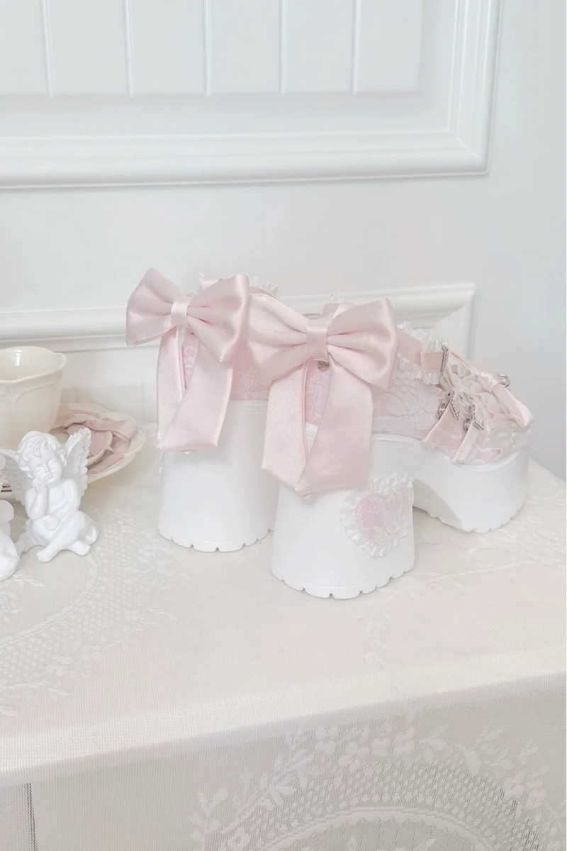 Dream Ribbon Lace Mary Jane Shoes