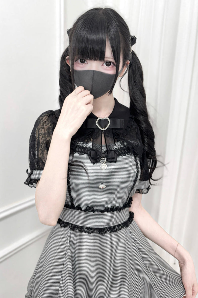 Lace Shawl Ribbon Shirt Collar Top + Shorts