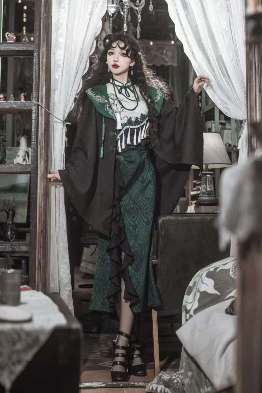 [pre-order] Chinese-style Snake Coat Hoodie Cape Tassel Dress Suit