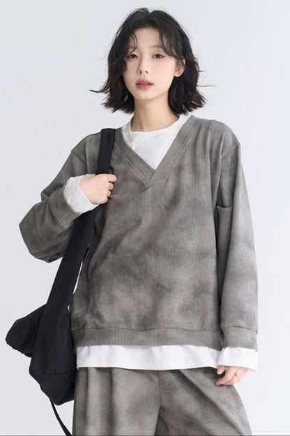 Museum Style Relaxed Top + Loose Pants