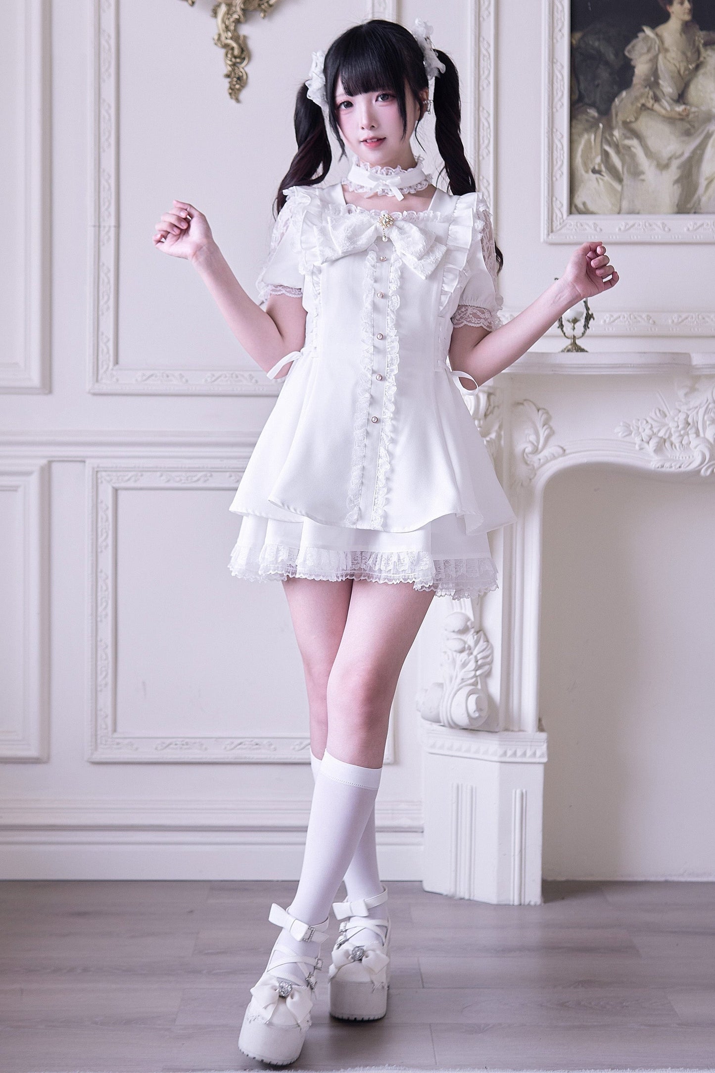 Jirai Stripe Lace Puff Sleeve Top + Short Skirt