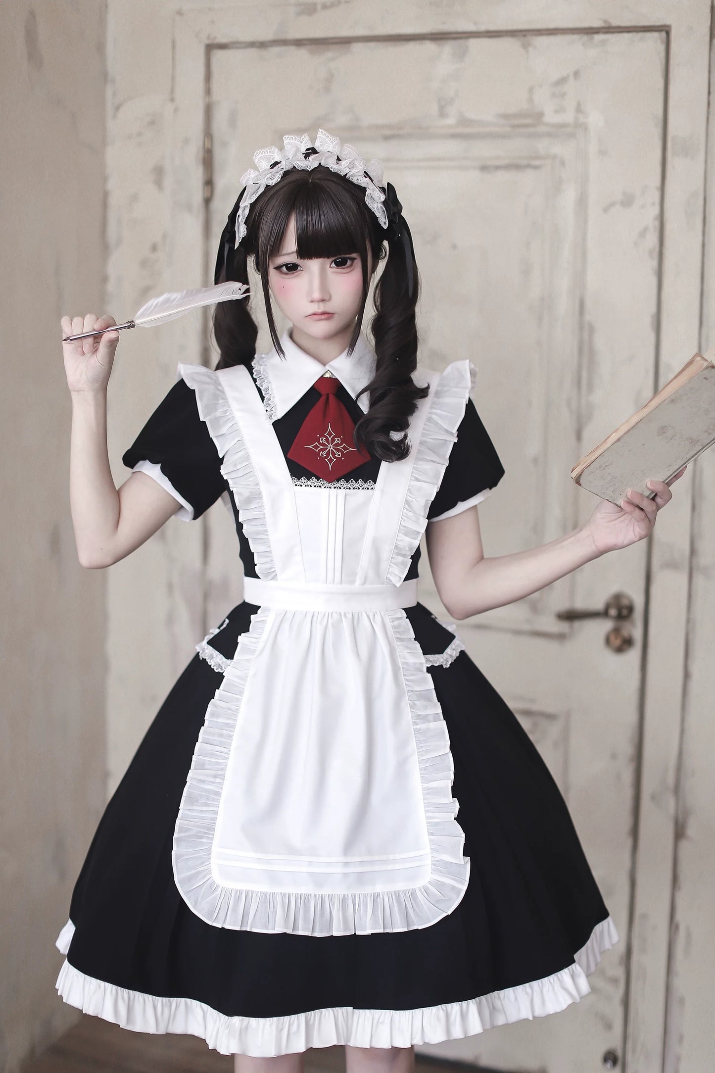 [pre-order Deadline: April 29] Black X White Gothic Lace Red Tie Collar Lolita Dress Type A/b