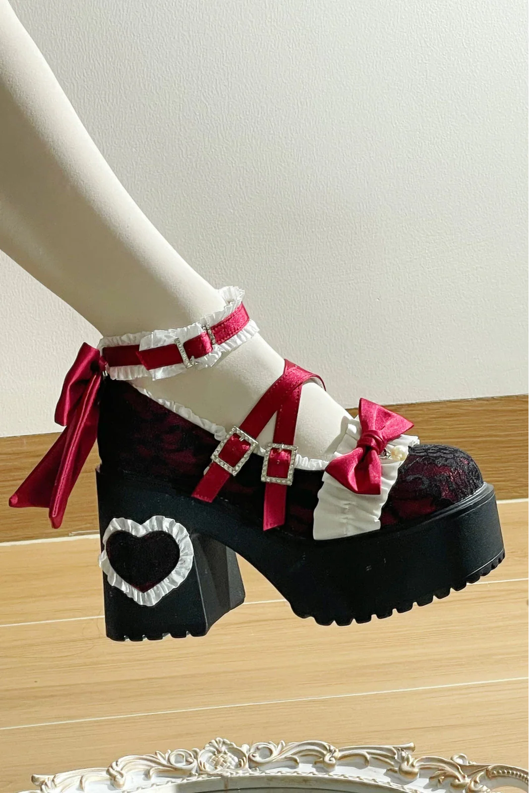 Dream Ribbon Lace Mary Jane Shoes