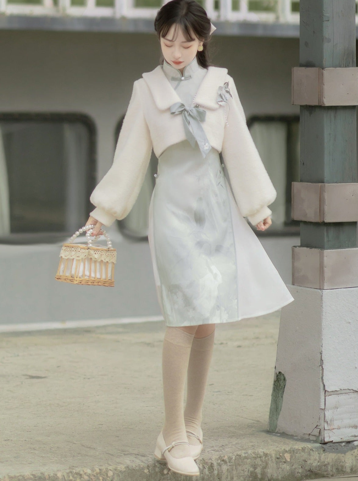Retro Chinese-style Dress + Ribbon Short Fur Coat