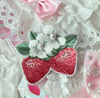 [pre-order Deadline: April 29] Strawberry Rabbit Print Lace Ribbon Sweet Dress + Complete Set
