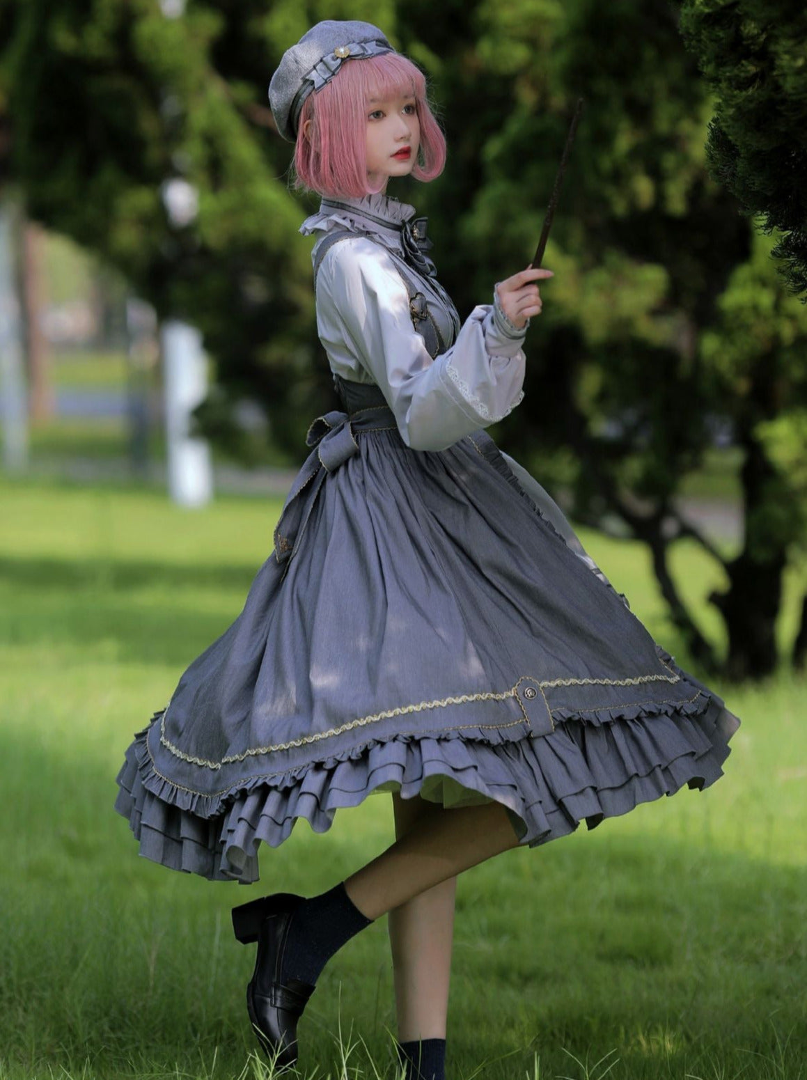 Wears Letter Ruffle Ribbon Cape Suit