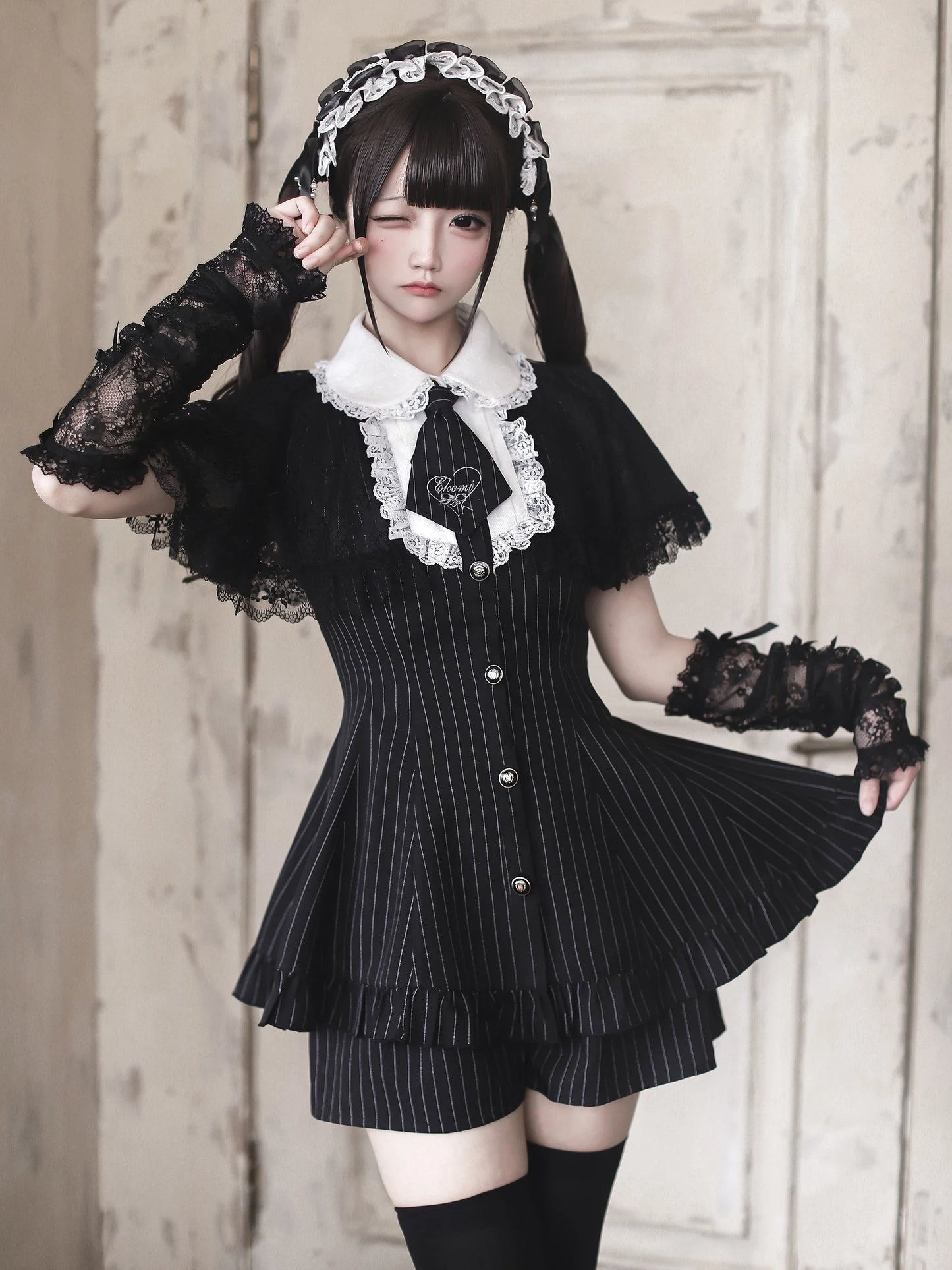 [reservation Deadline: May 15] Black Pinstripe Lace Cape Design Thai Collar Dress Suit Full Set + Accessories