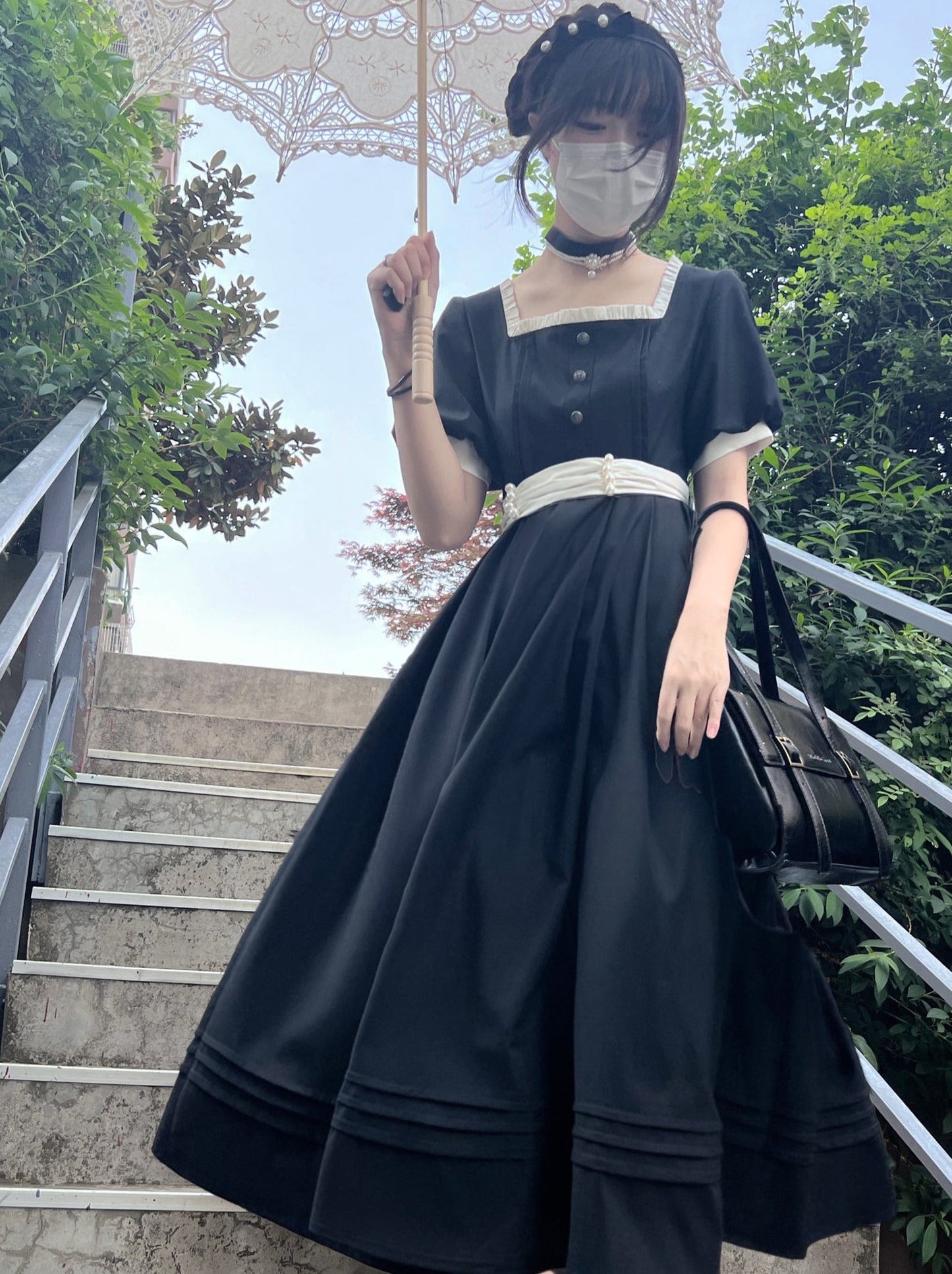 [pre-order] Black Square Collar French Retro Dress + Waist Ribbon + Black Ribbon Headband + Pearl Necklace