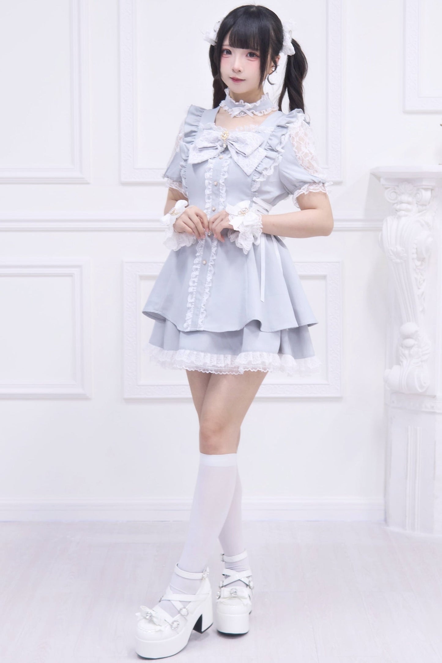 Jirai Stripe Lace Puff Sleeve Top + Short Skirt