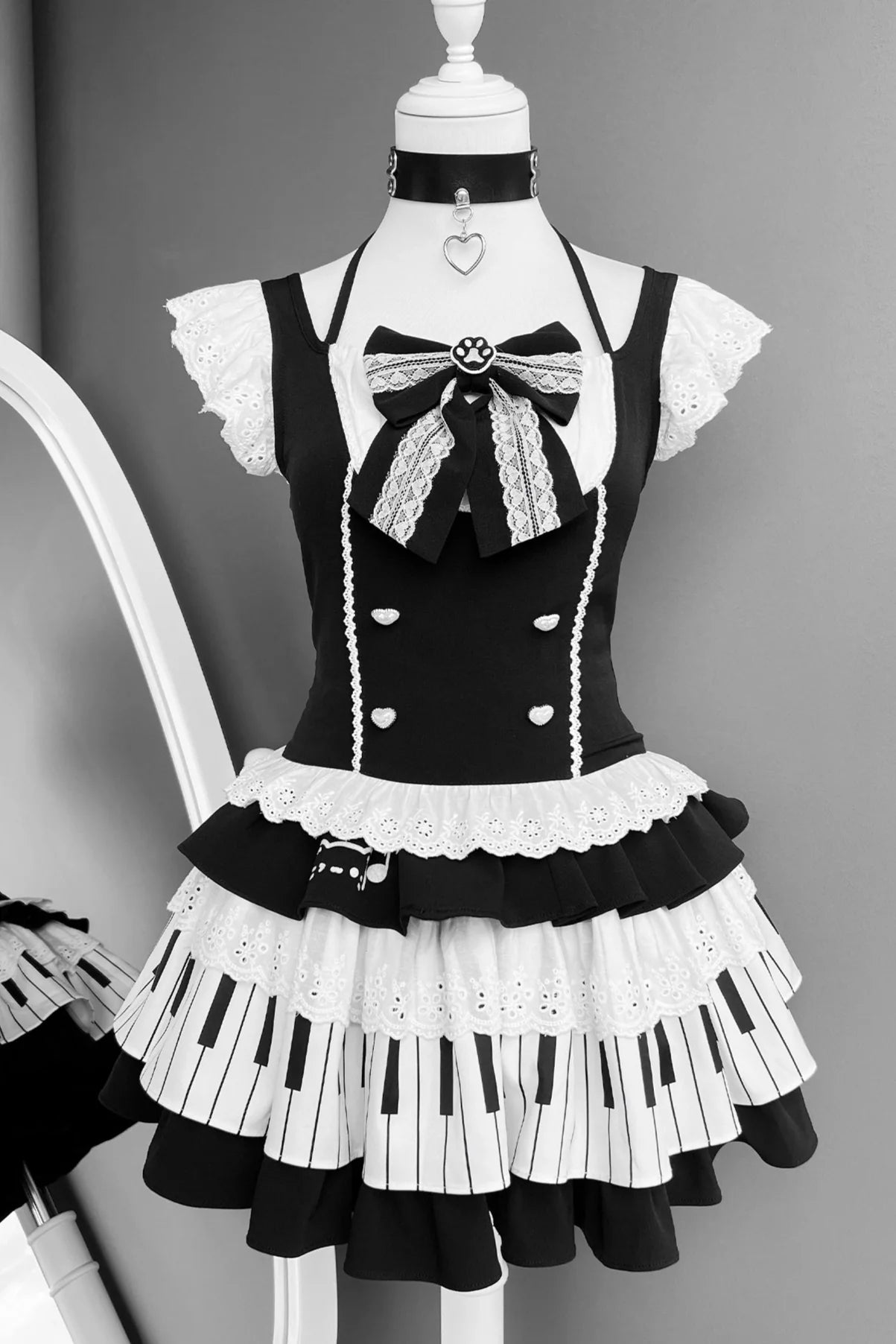 Dark Ruffle Top + Piano Skirt + Cat Sleeve