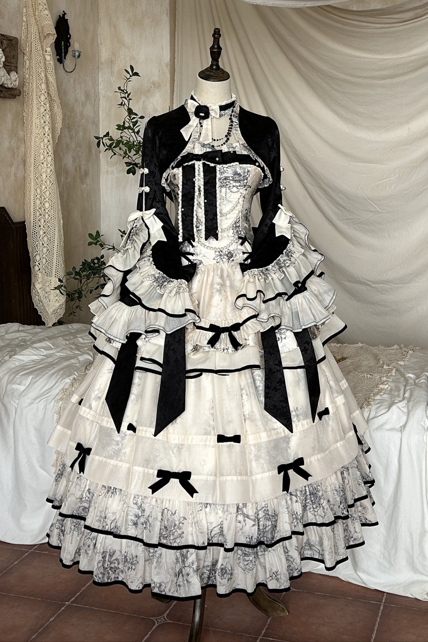 [pre-order] Brandy French Pearl Bustier Dress + Long Skirt + Black Jacquard Jacket + Complete Accessories