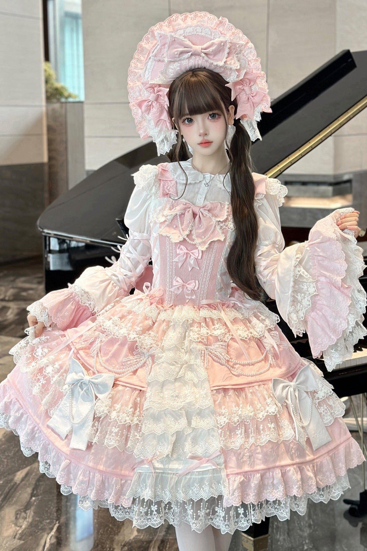 [pre-order] Peach Rabbit Antique Doll Lolita Dress Set