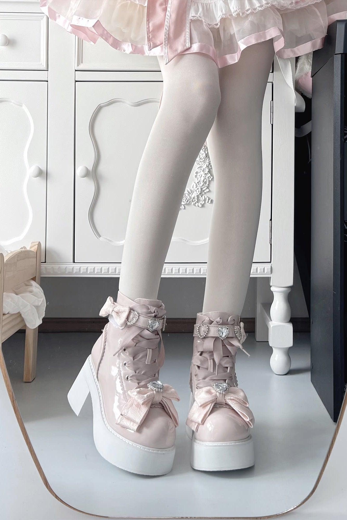 Frosty Candy Martin Boots