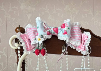 [pre-order Deadline: April 29] Strawberry Rabbit Print Lace Ribbon Sweet Dress + Complete Set