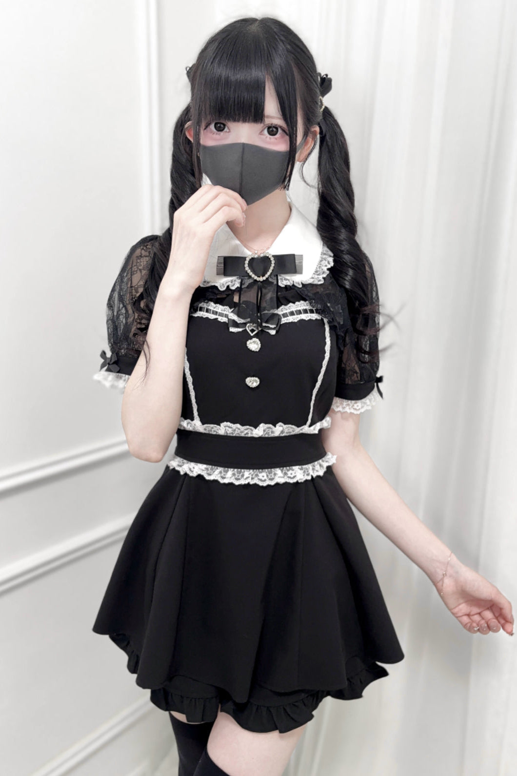 Lace Shawl Ribbon Shirt Collar Top + Shorts