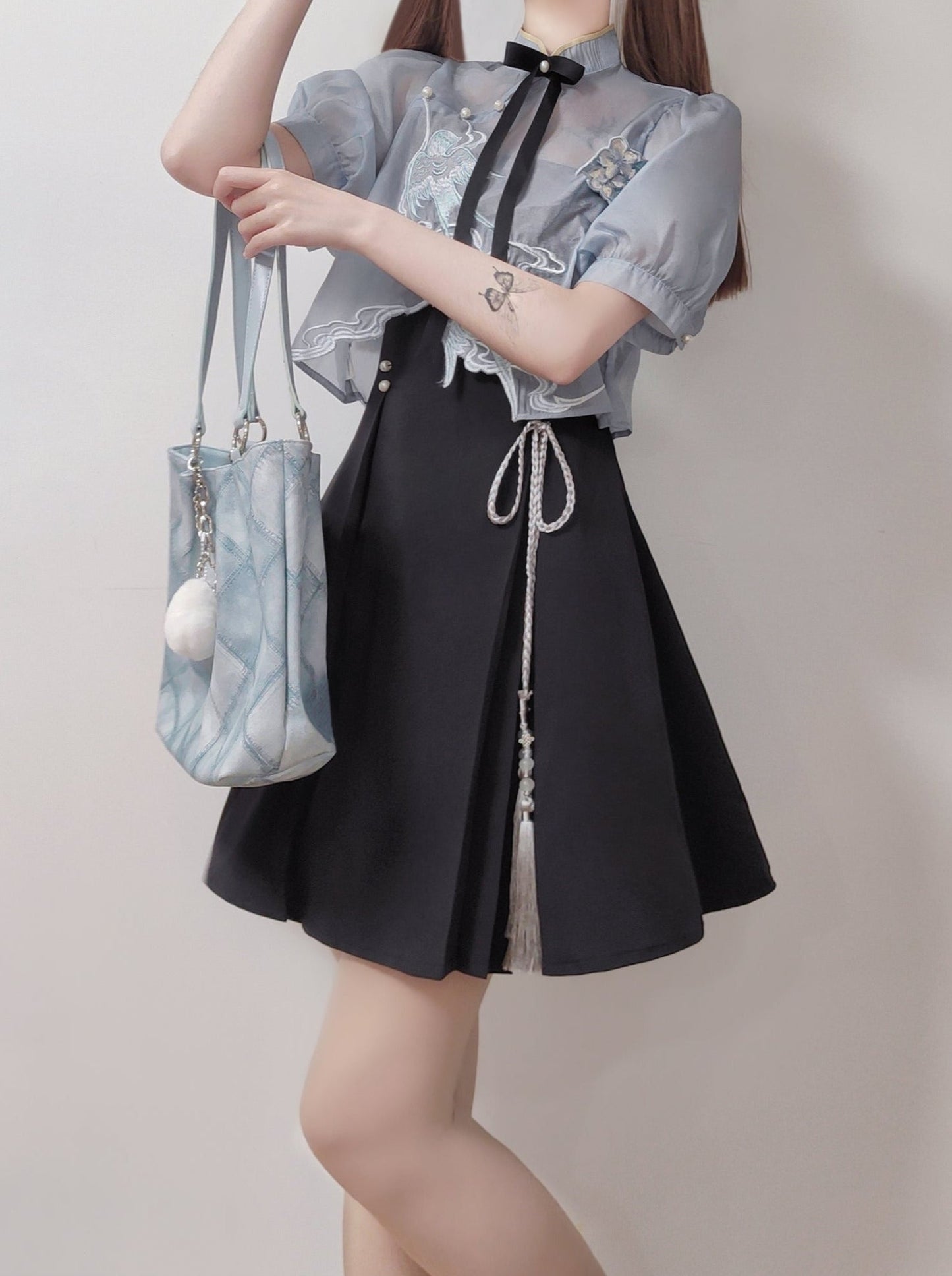 Chinese-style Embroidery Short Top + Suspender Skirt Suit