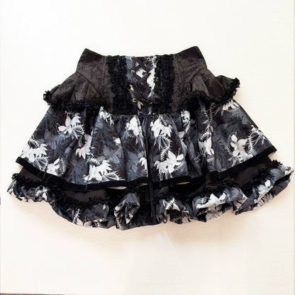 [pre-order Deadline: May 13] Bone Iris Gothic Black Ruffle Shirt + Corset Skirt + Accessories