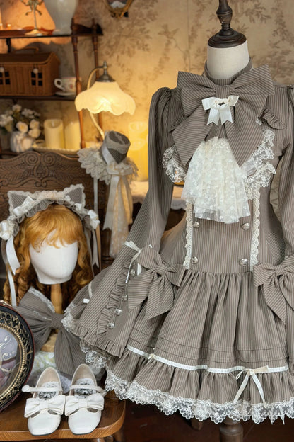 [pre-order Deadline: April 25] Phantom Cat Sweet Ribbon Stripe Lace Bell Sleeve Lolita Dress