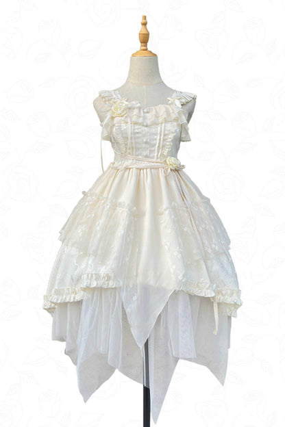 Subtly Elegant Dress with a Refined Vintage Look