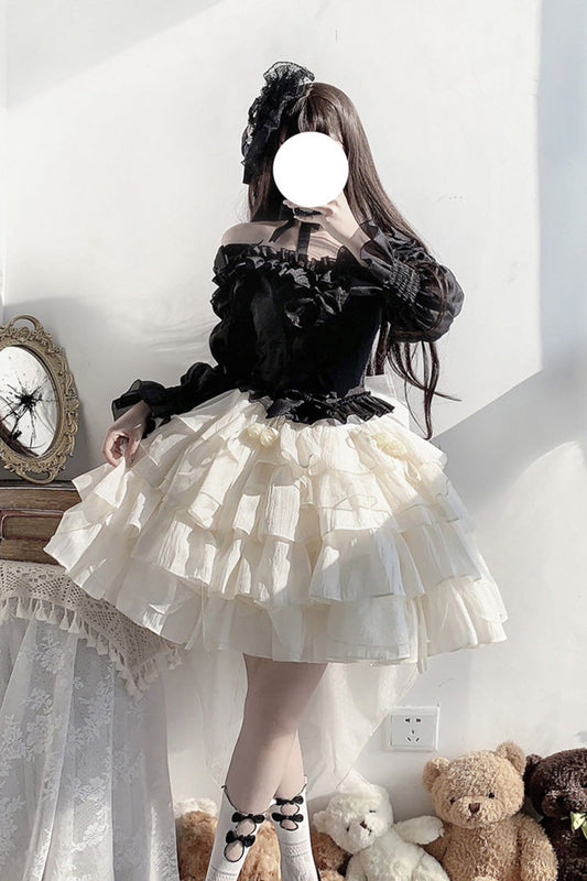 Finely Styled Dress with a Classic Vintage Look