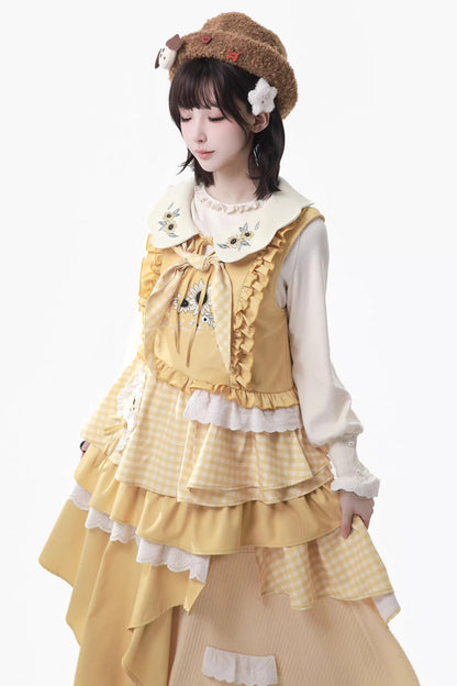 Finely Styled Dress with a Classic Vintage Look