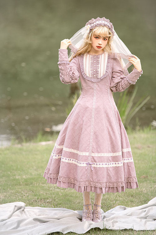 Classic Designed Dress in a Timeless Cut