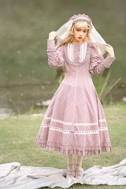 Classic Designed Dress in a Timeless Cut