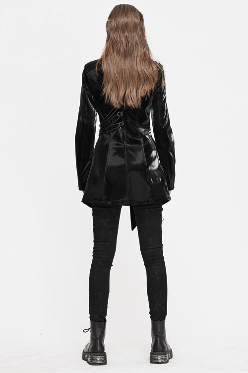 Finely Styled Coat with a Classic Vintage Look