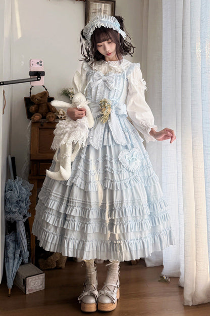 Subtly Elegant Dress with a Refined Vintage Look