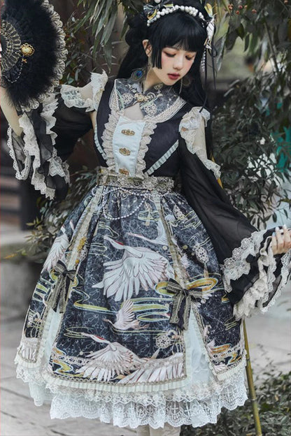 Subtly Elegant Dress with a Refined Vintage Look