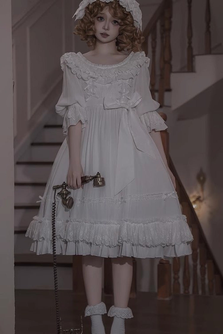 Sophisticated Dress with a Clean Classic Look